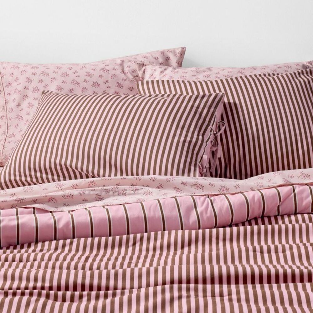 Twin/Twin XL Reversible Percale Stripe Comforter Set - Pink/Brown Hollister